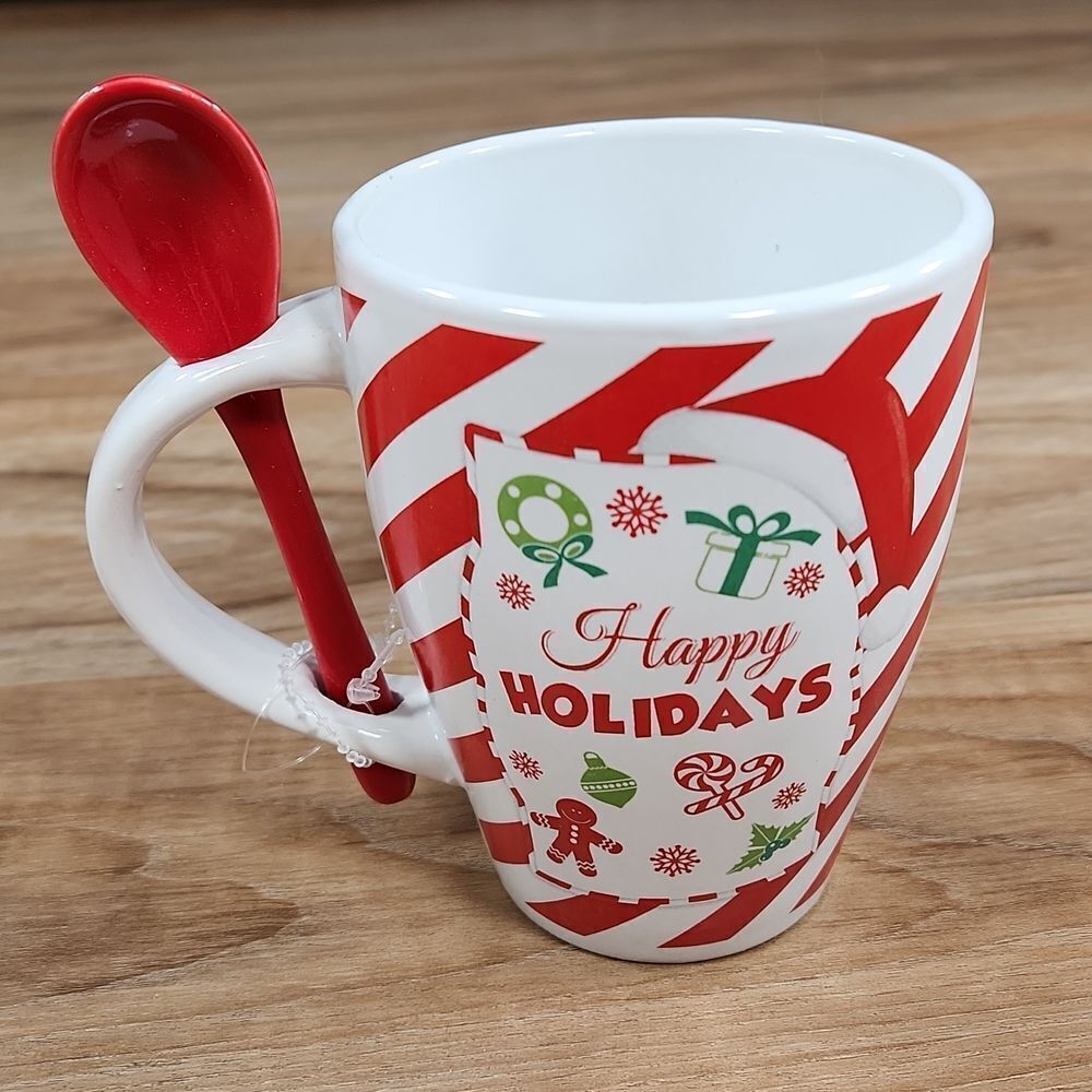🔺️NWOT Trisa "Happy Holidays" Mug & Spoon Set